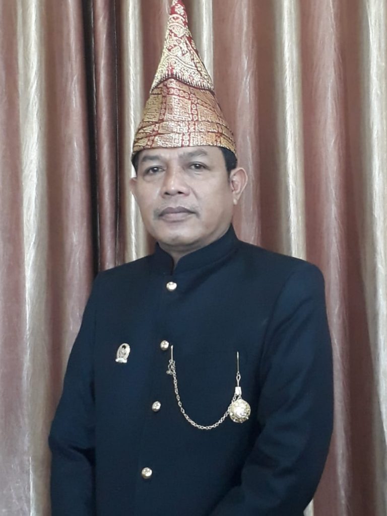 Demi Wajah Kota, Yulian Iswandi,S.Ip Anggota DPRD Fraksi Golkar Desak Pemda Kabupaten Seluma Demi Wajah Kota, Yulian Iswandi,S.Ip Anggota DPRD Fraksi Golkar Desak Pemda Kabupaten Seluma