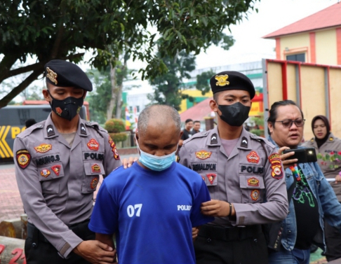 Entah Apa Yang Merasukinya, Oknum Khatib Setubuhi Anak Kandung Sejak Usia 6-9 Tahun
