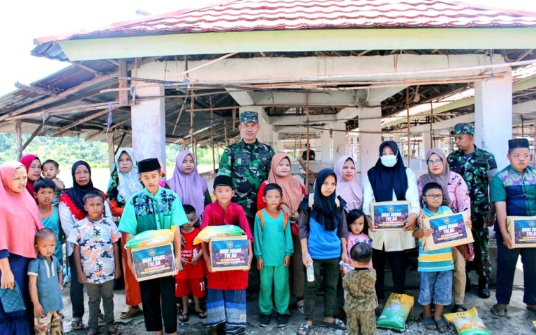 Peringati Hari Juang TNI-AD ke-78, Kodim 0425-Seluma Gelar Bhakti Sosial Peringati Hari Juang TNI-AD ke-78, Kodim 0425-Seluma Gelar Bhakti Sosial